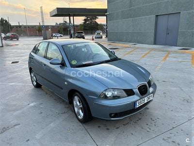 Gris / plata Usado 2005 Seat Ibiza Sport Berlina | 3400 € (Precio justo)