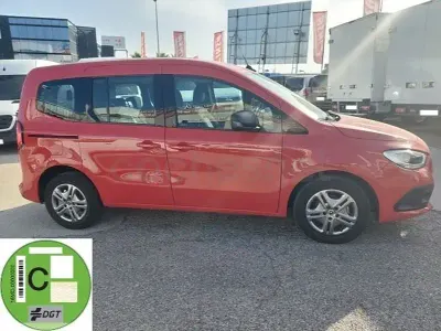Usado Mercedes Citan 110 95 CV (69 kW) 2022 Rojo Monovolumen