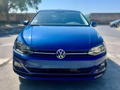 Usado VW Polo Advance 95 CV (69 kW) 2021 Azul Utilitario