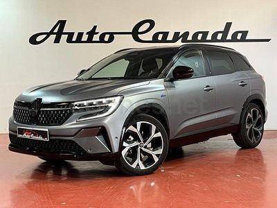 Usado Renault Austral Iconic Esprit Alpine 200 CV (147 kW) 2024 Gris / plata SUV
