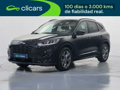 Usado Ford Kuga ST-Line 150 CV (110 kW) 2022 Negro SUV