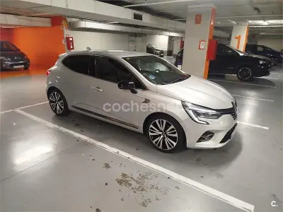 Używany Renault Clio V Zen 115 KM (84 kW) 2020 Biały Sedan/Limuzyna
