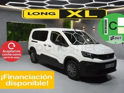 Usado Peugeot Rifter Active 100 CV (73 kW) 2021 Blanco Monovolumen