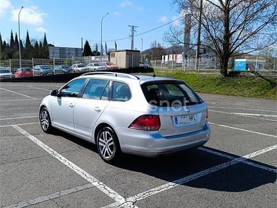 Usado VW Golf VI Advance 105 CV (77 kW) 2011 Gris / plata Utilitario