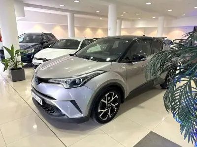 Usado Toyota C-HR Advance 122 CV (89 kW) 2018 Gris SUV