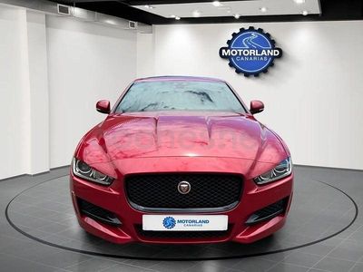 Usado Jaguar XE 200 CV (147 kW) 2019 Granate Berlina