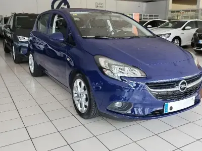 Usado Opel Corsa Expression 90 CV (66 kW) 2016 Azul Utilitario