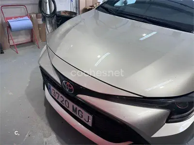 Usado Toyota Corolla Edition 140 CV (102 kW) 2023 Gris / plata Berlina