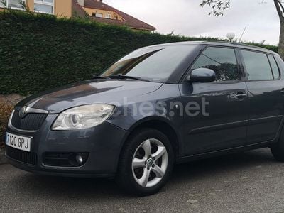 Usado Skoda Fabia Sport 105 CV (77 kW) 2008 Gris / plata Utilitario