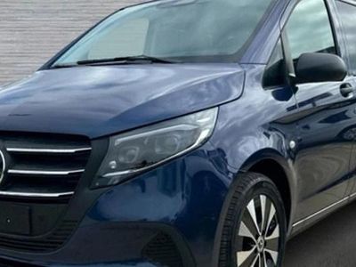Nuevo Mercedes Vito 136 CV (100 kW) 2026 Azul Van
