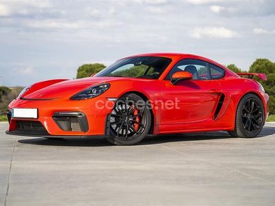 Porsche 718 Cayman GT4