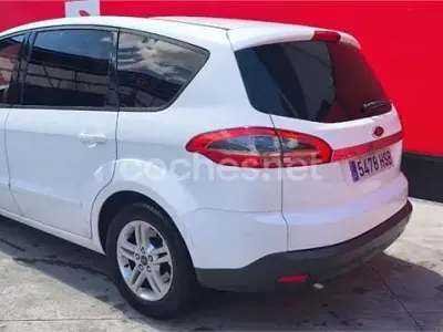 Usado Ford S-MAX Limited 115 CV (84 kW) 2013 Blanco Monovolumen