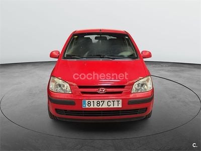Usado Hyundai Getz GLS 82 CV (60 kW) 2004 Rojo Utilitario