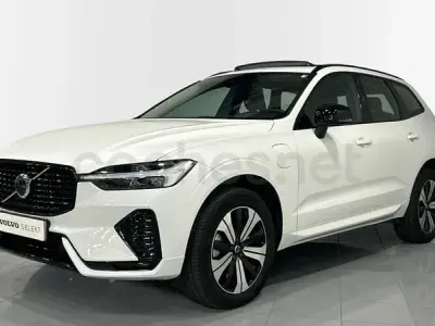 Usado Volvo XC60 Plus 350 CV (257 kW) 2025 Blanco SUV