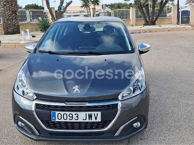 Usado Peugeot 208 Roland Garros 100 CV (73 kW) 2017 Gris / plata Utilitario