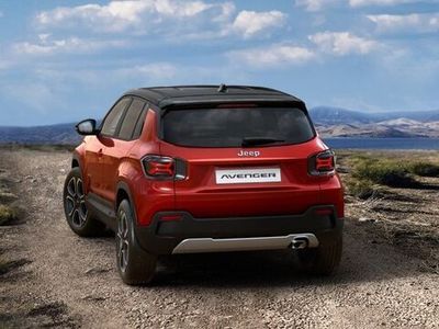 Usado Jeep Avenger Summit 100 CV (73 kW) 2024 Rojo SUV
