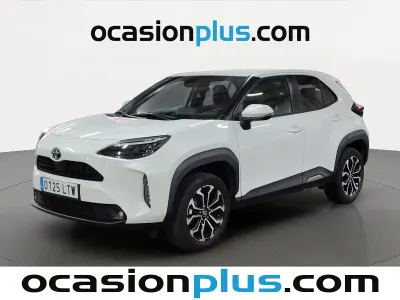 Usado Toyota Yaris Hybrid Active 116 CV (85 kW) 2021 Blanco SUV