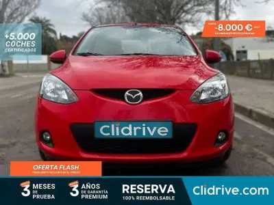 Używany Mazda 2 Active Plus 86 KM (63 kW) 2010 Czerwony Hatchback