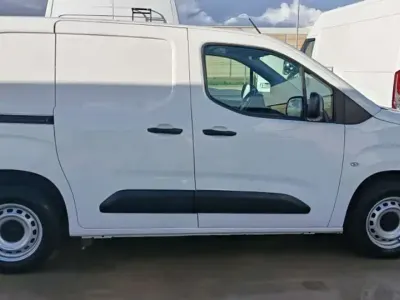 Usado Opel Combo S 99 CV (72 kW) 2021 Blanco Monovolumen