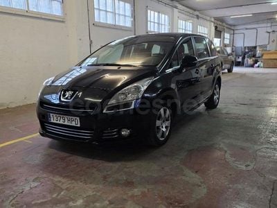 Usado Peugeot 5008 Access 115 CV (84 kW) 2013 Negro Monovolumen