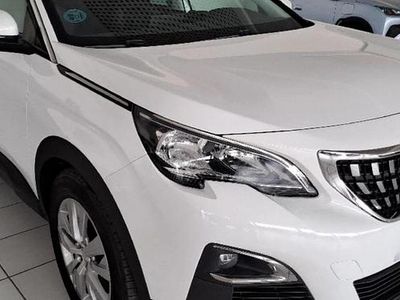 Usado Peugeot 3008 Active 131 CV (96 kW) 2017 Blanco