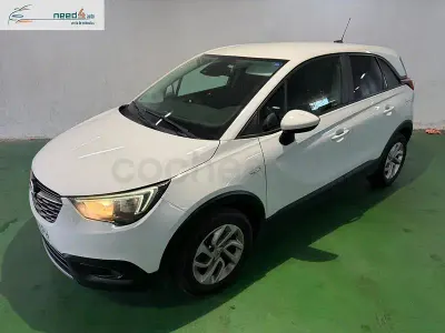 Usado Opel Crossland X Selective 110 CV (80 kW) 2017 Blanco SUV