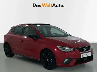 Usado Seat Ibiza FR 150 CV (110 kW) 2025 Rojo Utilitario