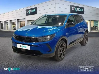 Usado Opel Grandland X 130 CV (95 kW) 2024 Gris / plata SUV
