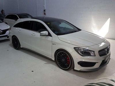 Usado Mercedes CLA45 AMG Shooting Brake AMG 381 CV (280 kW) 2015 Blanco Familiar