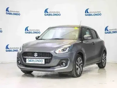 Usado Suzuki Swift GLX 83 CV (61 kW) 2022 Negro Utilitario