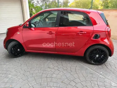 Usado Smart ForFour Brabus 109 CV (80 kW) 2017 Rojo Utilitario