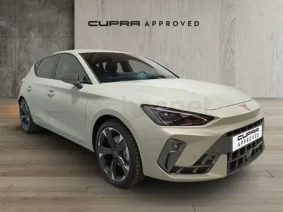 Usado Cupra Leon 150 CV (110 kW) 2025 Gris / plata Berlina