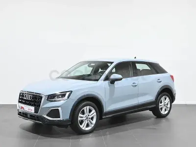 Usado Audi Q2 Advanced Plus 150 CV (110 kW) 2021 Gris / plata SUV