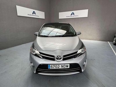 Gris / plata Usado 2014 Toyota Verso Advance Monovolumen | 9499 € (Precio justo)