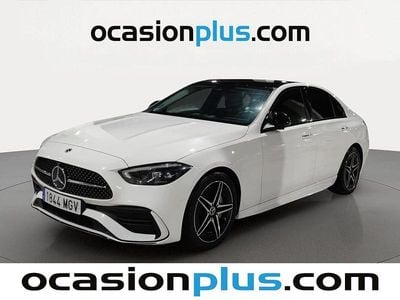 Używany Mercedes C220 AMG 200 KM (147 kW) 2023 Biały Sedan/Limuzyna