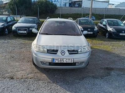 Gris / plata Usado 2004 Renault Mégane II Authentique Berlina | 1900 € (Precio justo)