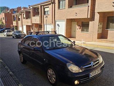 Usado Citroën Xsara Exclusive 110 CV (80 kW) 2003 Azul Berlina