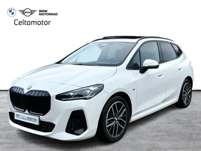 Usado BMW 220 Active Tourer Comfort Edition 163 CV (119 kW) 2025 Blanco Monovolumen