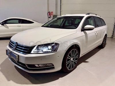 Usado VW Passat Highline 140 CV (102 kW) 2013 Blanco Familiar