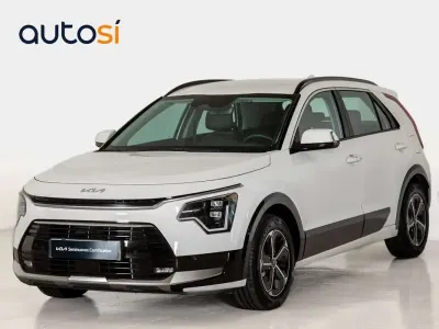 Usado Kia Niro 141 CV (103 kW) 2023 Blanco SUV