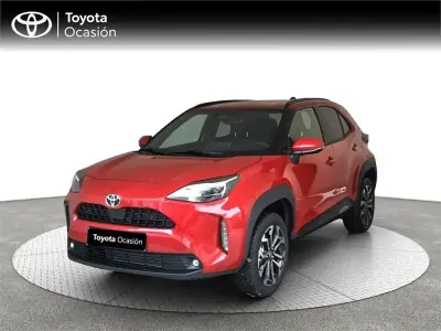 Usado Toyota Yaris Cross Active 131 CV (96 kW) 2025 Rojo SUV