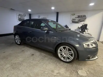 Usado Audi A3 Cabriolet Attraction 105 CV (77 kW) 2011 Gris / plata Descapotable