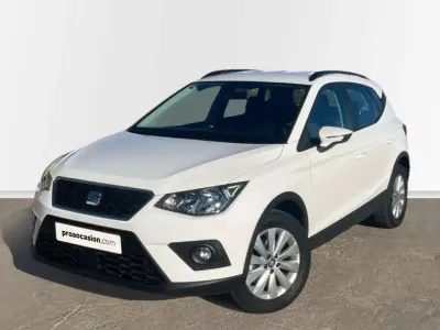 Usado Seat Arona Style 95 CV (69 kW) 2020 Blanco SUV