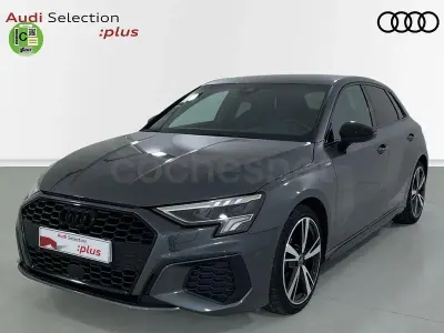 Usado Audi A3 Ambiente 150 CV (110 kW) 2024 Gris / plata Berlina