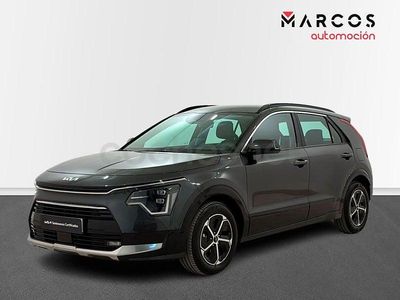 Usado Kia Niro 129 HP (94 kW) 2025 Cinzento SUV
