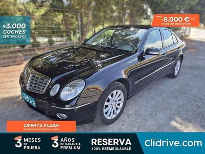 Usado Mercedes E220 Elegance 170 CV (125 kW) 2007 Negro Berlina