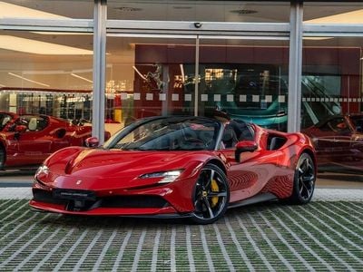 Usado Ferrari SF90 1000 CV (735 kW) 2023 Rojo Descapotable