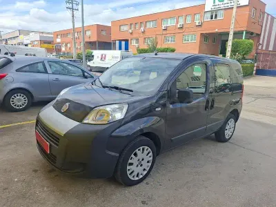Usado Fiat Fiorino 95 CV (69 kW) 2012 Negro Monovolumen