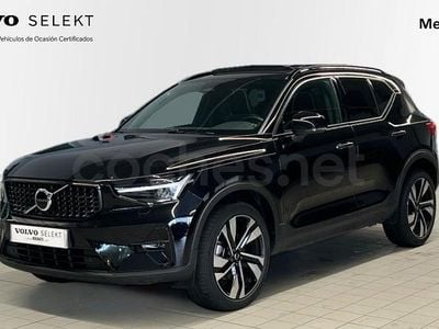Begagnad Volvo XC40 Ultimate 163 HK (119 kW) 2024 Svart SUV