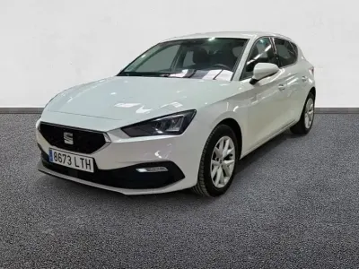 Begagnad Seat Leon Style 115 HK (84 kW) 2021